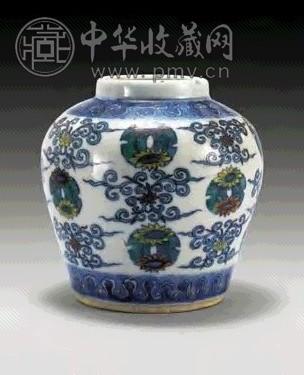 清道光 斗彩花卉纹罐