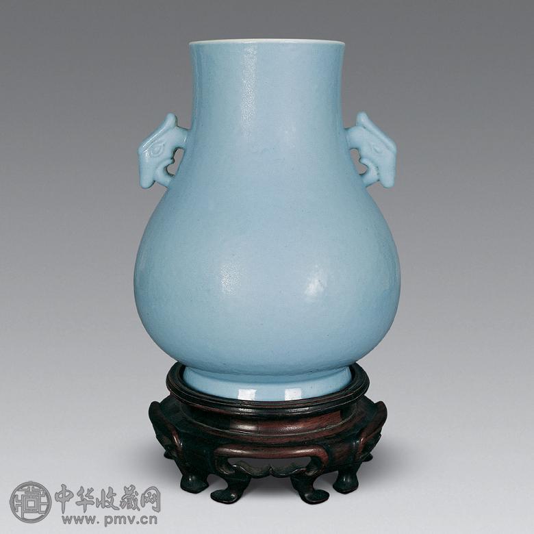 民国 天蓝釉双耳尊