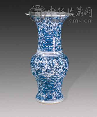 清康熙 青花花卉花觚