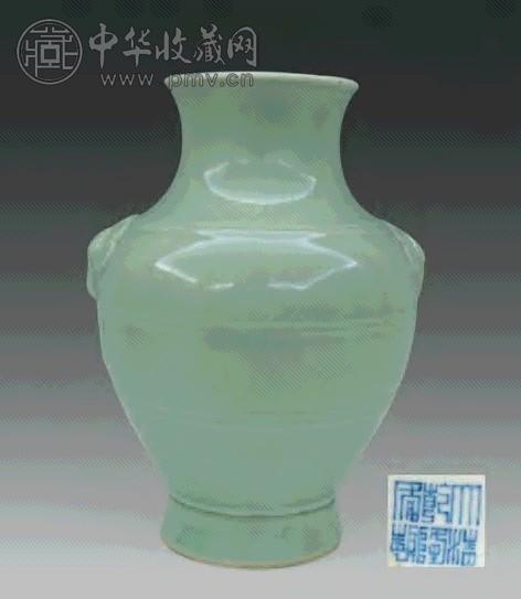 清乾隆 天青釉铺首耳尊