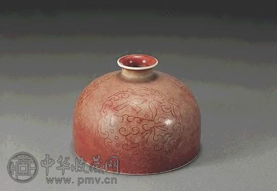 清 豇豆红马蹄尊