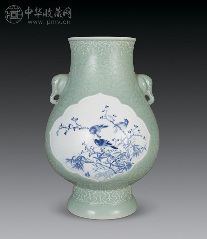 现代 王步 粉青釉印花开光青花花鸟纹象耳尊