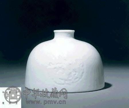 清康熙 白釉夔龙太白尊