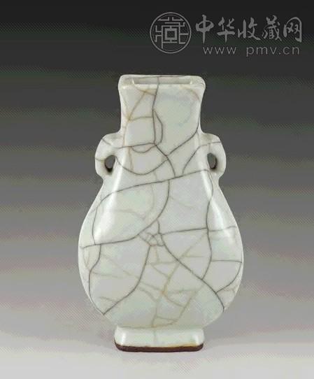 清 哥釉象耳方尊