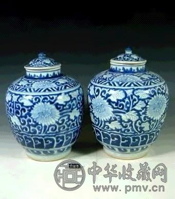 明末 青花花卉罐(2件)
