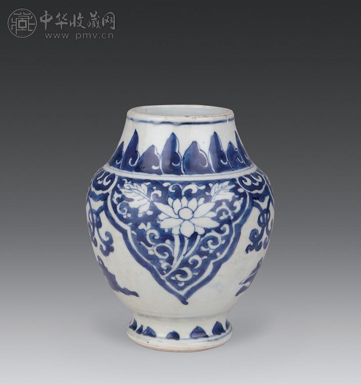 清康熙 青花花卉纹小尊