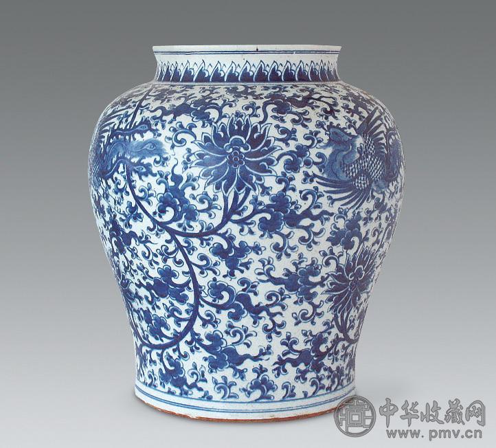 清 青花缠枝莲风纹将军罐