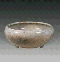 清光绪 哥瓷三足炉