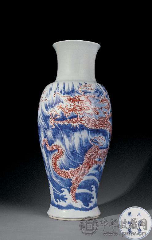 清康熙 釉下三彩“鱼化龙”图观音尊