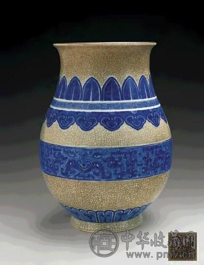 清道光 哥瓷青花夔龙兽面纹尊