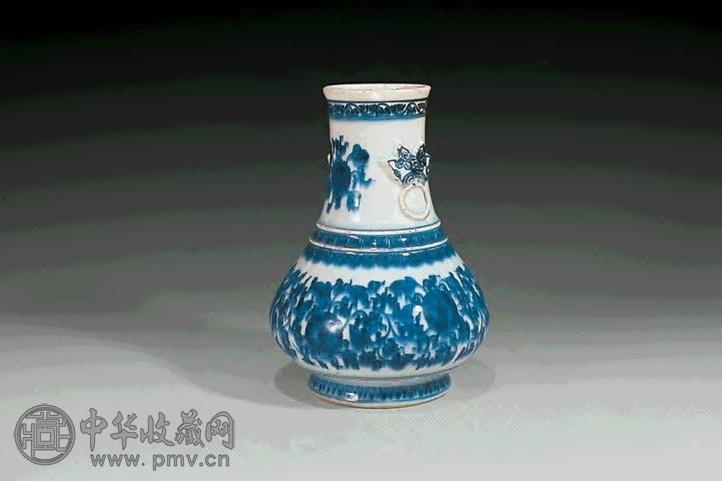 清雍正 青花蝴蝶耳小尊