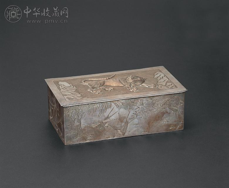 清晚期 银雕花鸟走兽图盖盒