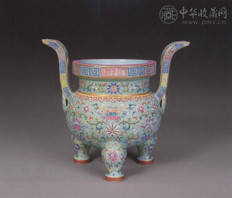 清乾隆 绿地粉彩八宝纹炉