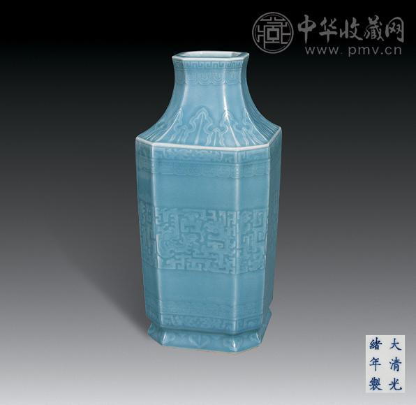 清光绪 天青釉暗刻夔龙纹尊