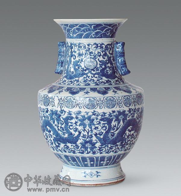 清 青花缠枝莲龙纹贯耳尊