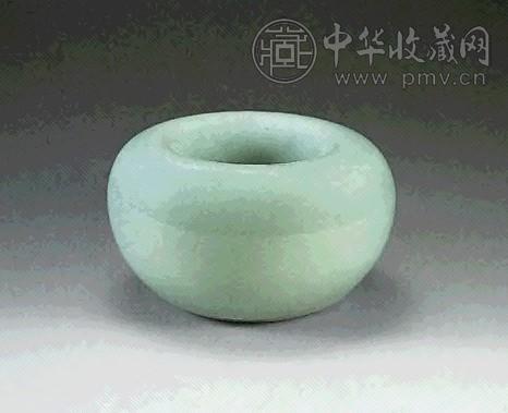 清光绪 豆青釉苹果尊