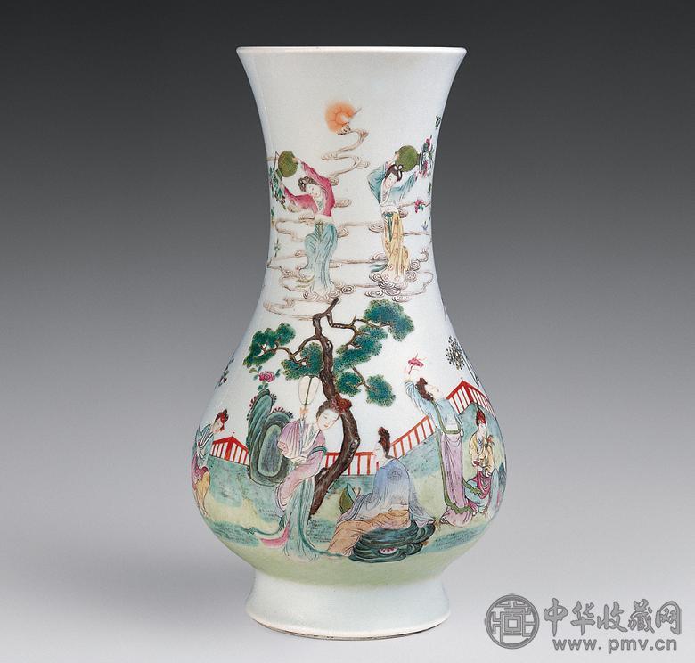 民国 粉彩七仙女图琵琶尊 民国 粉彩七仙女图琵琶尊