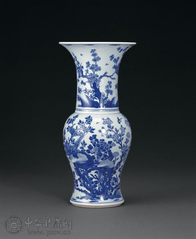 清康熙 青花锦鸡花卉图凤尾尊