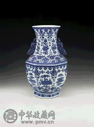 清 青花花卉纹双耳八角尊