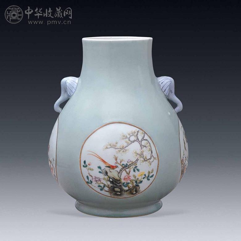 民国 豆青开光花鸟象耳尊