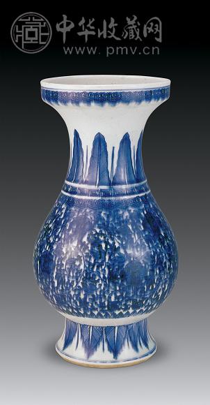 清 青花缠枝牡丹纹盘口尊