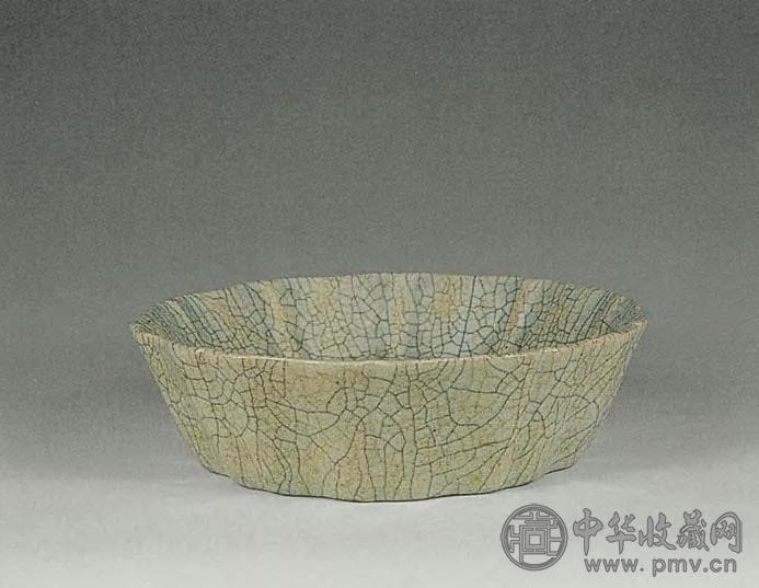 清 仿哥窑菱口洗