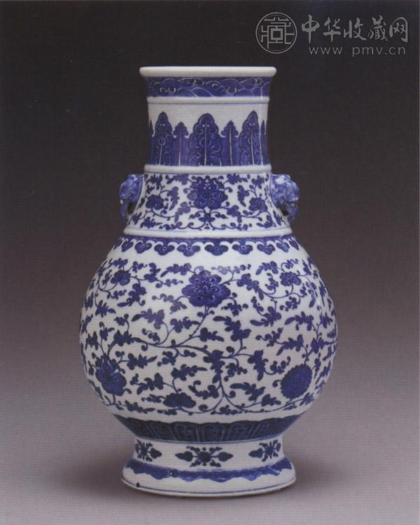 清乾隆 青花缠枝莲纹铺首尊