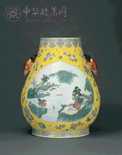 清光绪 黄地开光粉彩山水图鹿头尊