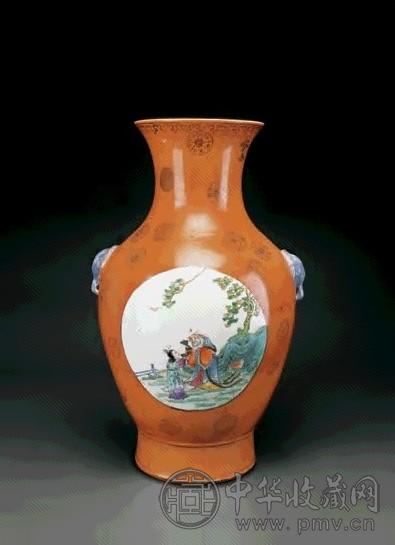 民国 珊瑚红釉开光人物象耳尊