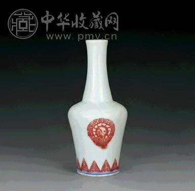 清康熙 釉里红摇铃尊