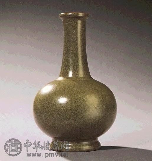 清乾隆 官窑茶叶末釉长颈尊