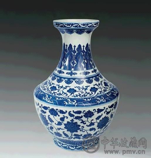 清 青花番莲洗口尊