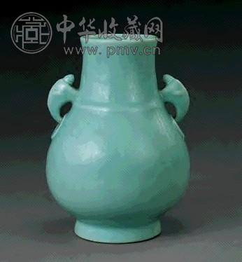 清光绪 天青釉暗刻螭纹双耳尊