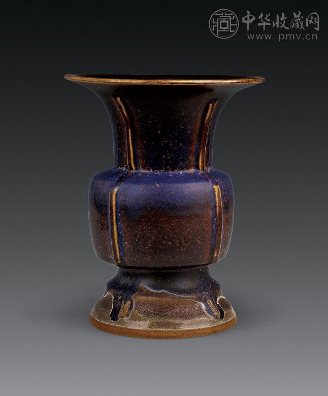 宋末元初 钧窑紫红釉出戟尊