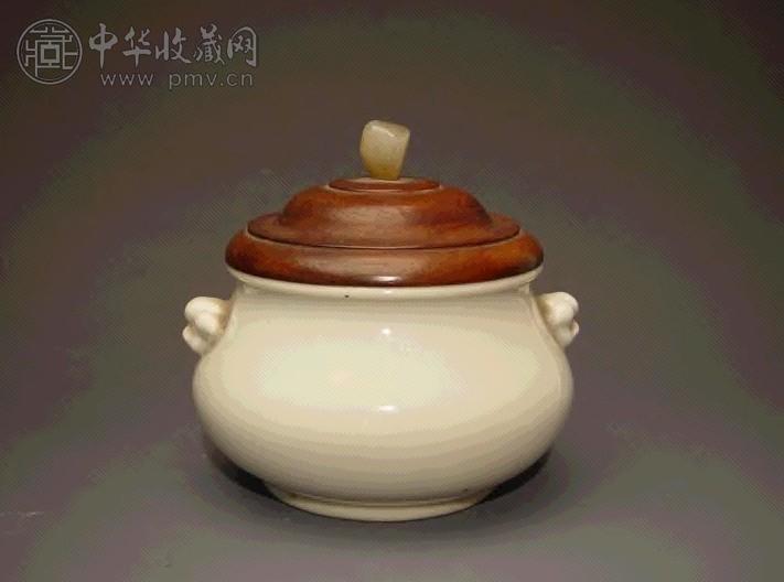 清 德化窑双狮耳香炉