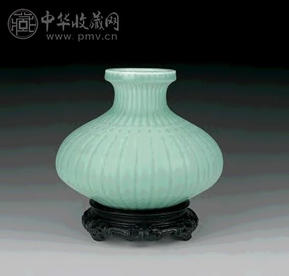 清光绪 粉青釉鱼篓尊