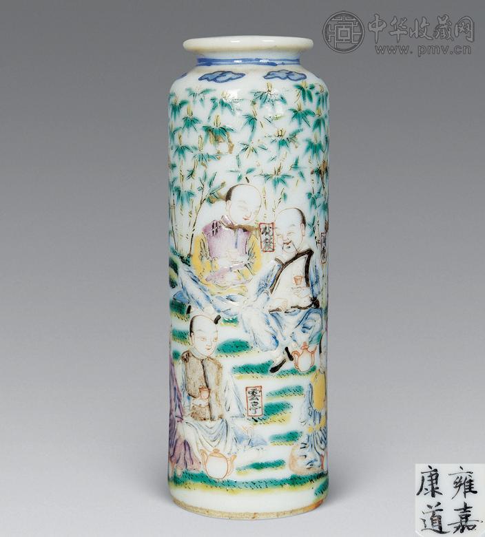 清道光 画坛七友粉彩烟壶