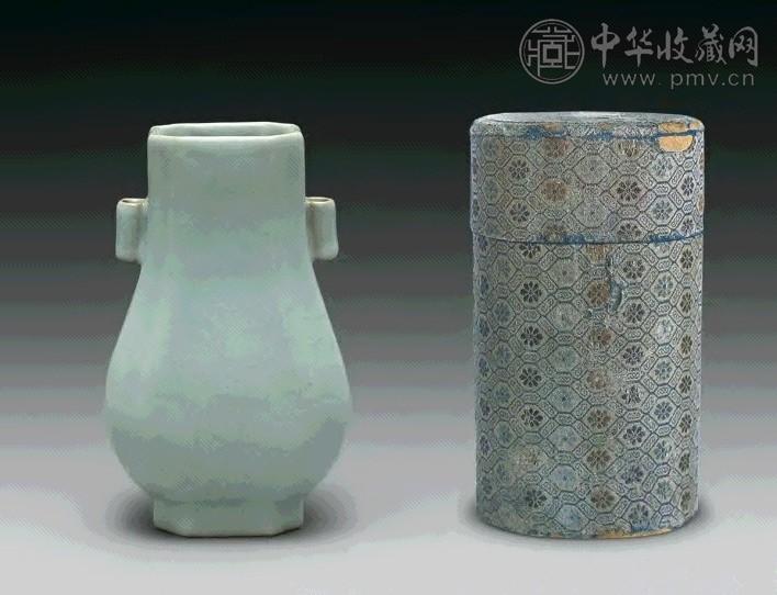 清乾隆 仿官釉贯耳尊