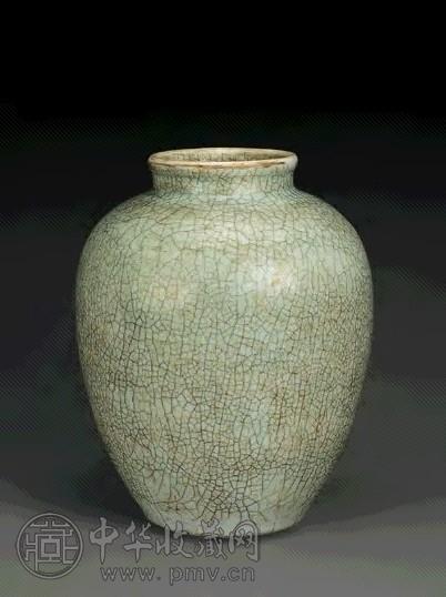 清乾隆 哥釉罗卜尊