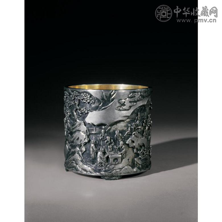 清乾隆 银铸浮雕“高士云阁赏玩”图笔筒