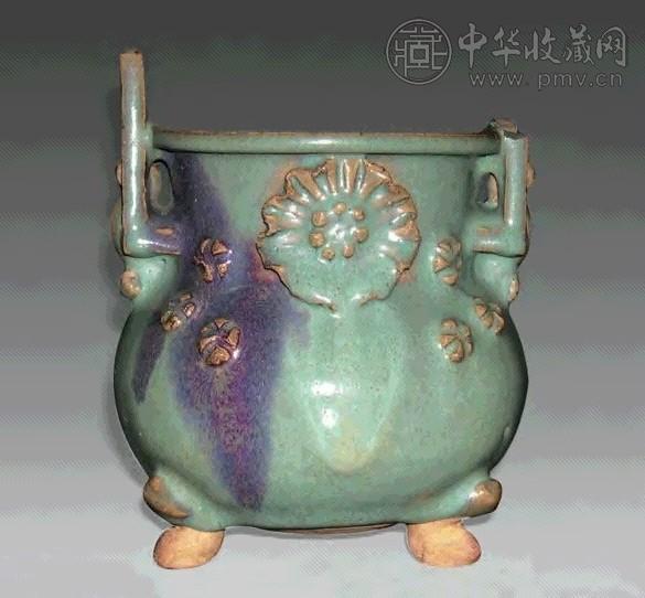 元 钧窑贴花三足炉