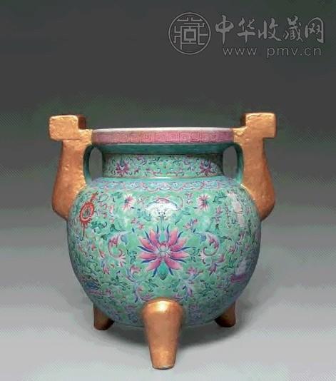 清中期 绿地粉彩八宝纹炉