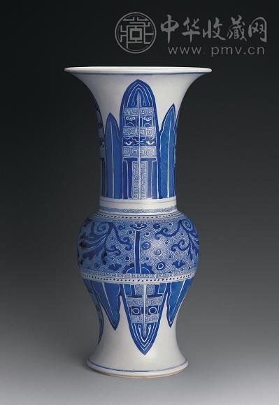 清乾隆 青花花觚