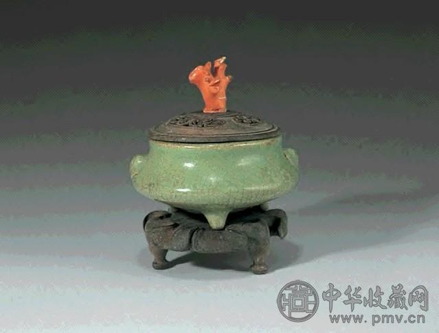 明 龙泉香炉