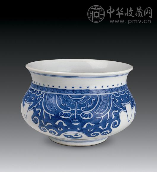 清康熙 青花兽面纹香炉