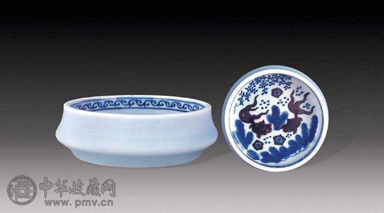 清道光 青花加紫鱼纹洗