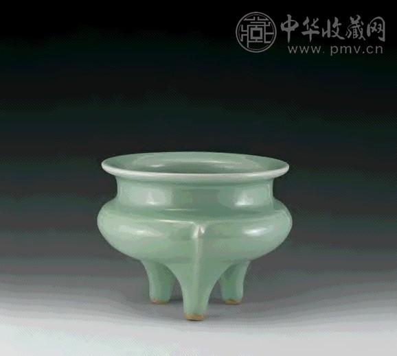 宋 龙泉窑三足炉