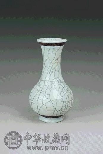 清中期 青釉铁锈花尊