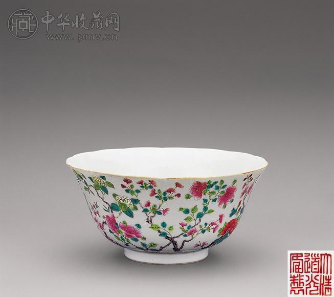清道光 夔口粉彩花卉碗
