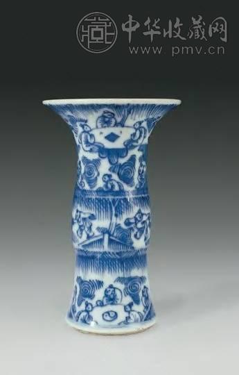 清雍正 青花婴戏小花觚